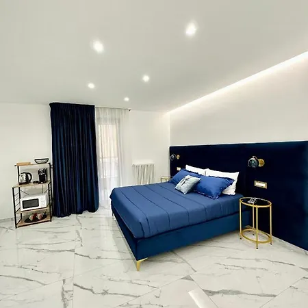 Oltremare Luxury Suites * バーリ