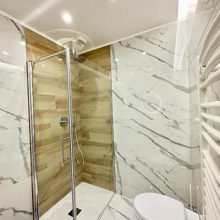 アパート Oltremare Luxury Suites