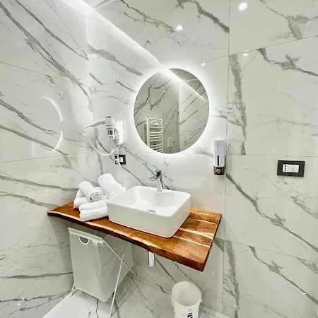 アパート Oltremare Luxury Suites