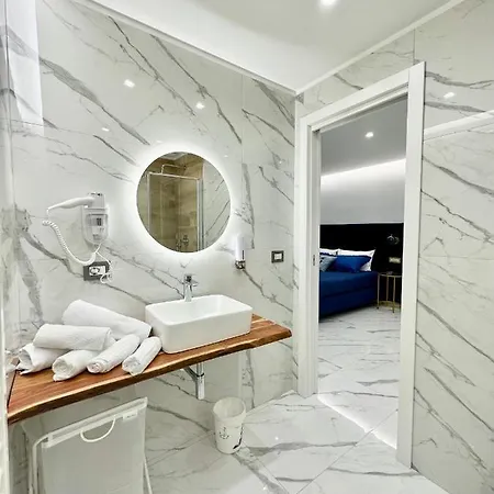 アパート Oltremare Luxury Suites バーリ